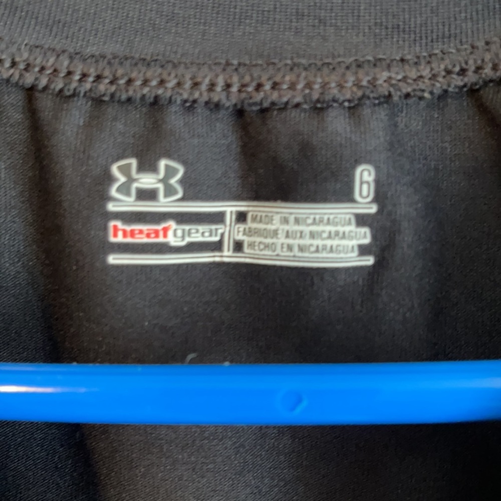 Under Armour - Picture 3 of 4